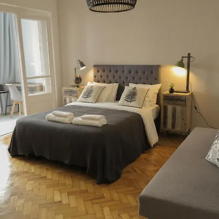 公寓 4 Bedroom In The Heart Of